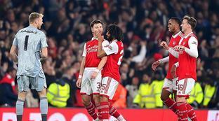 緊湊對抗 緊湊對抗